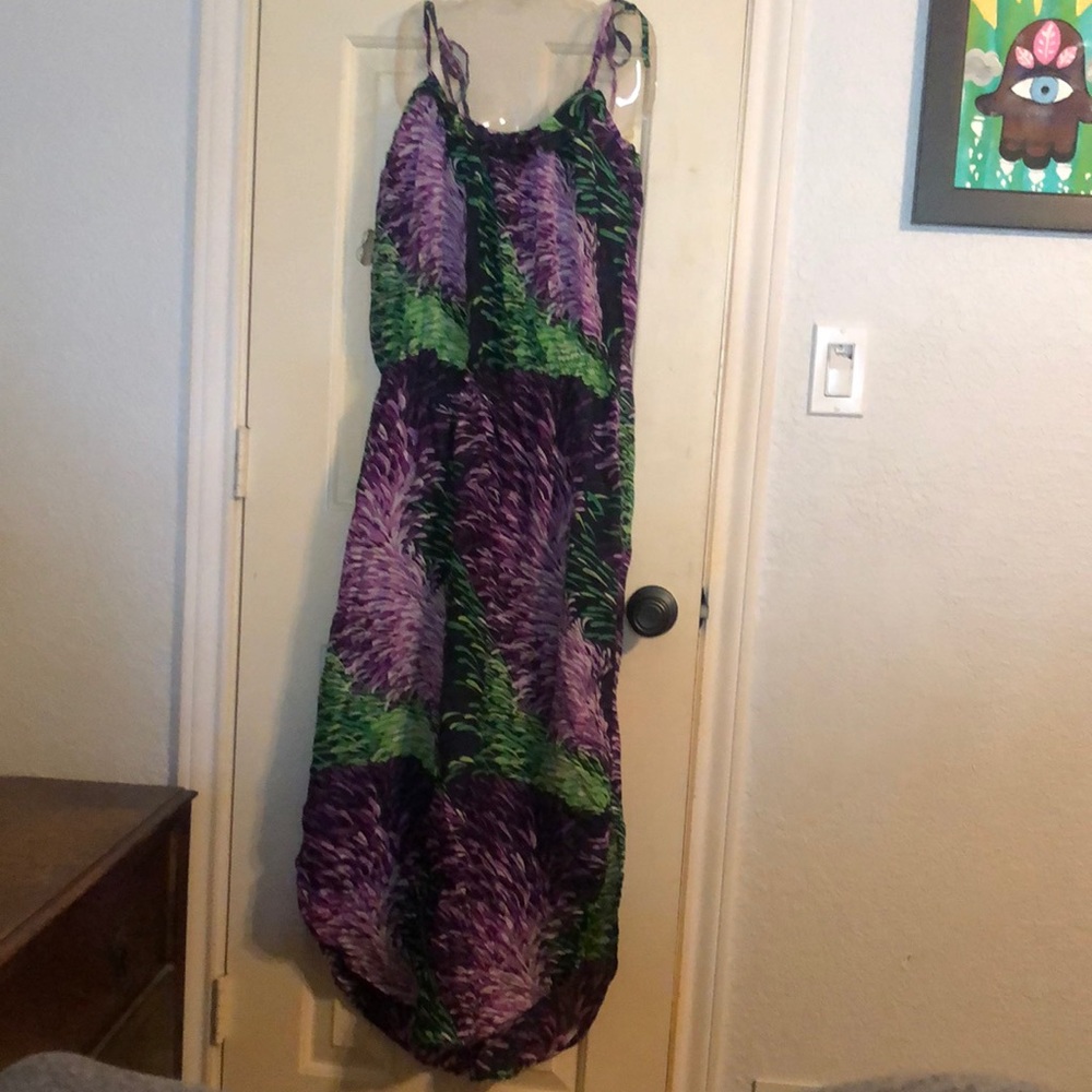 PLUM PRETTY SUGAR washable silk dress sz M floral ruffle purple black green long